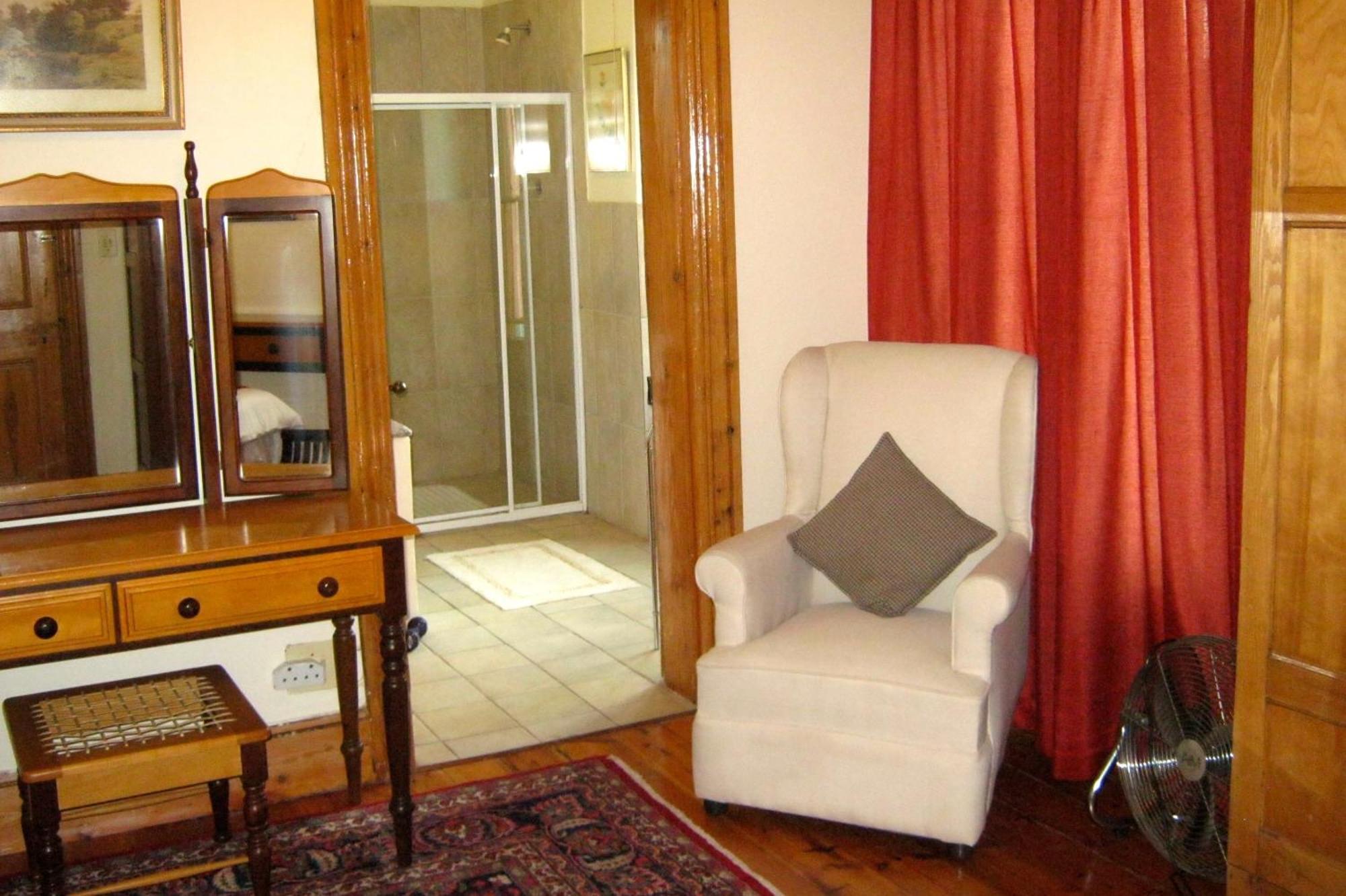 Hotel Ladismith Manor Habitación foto